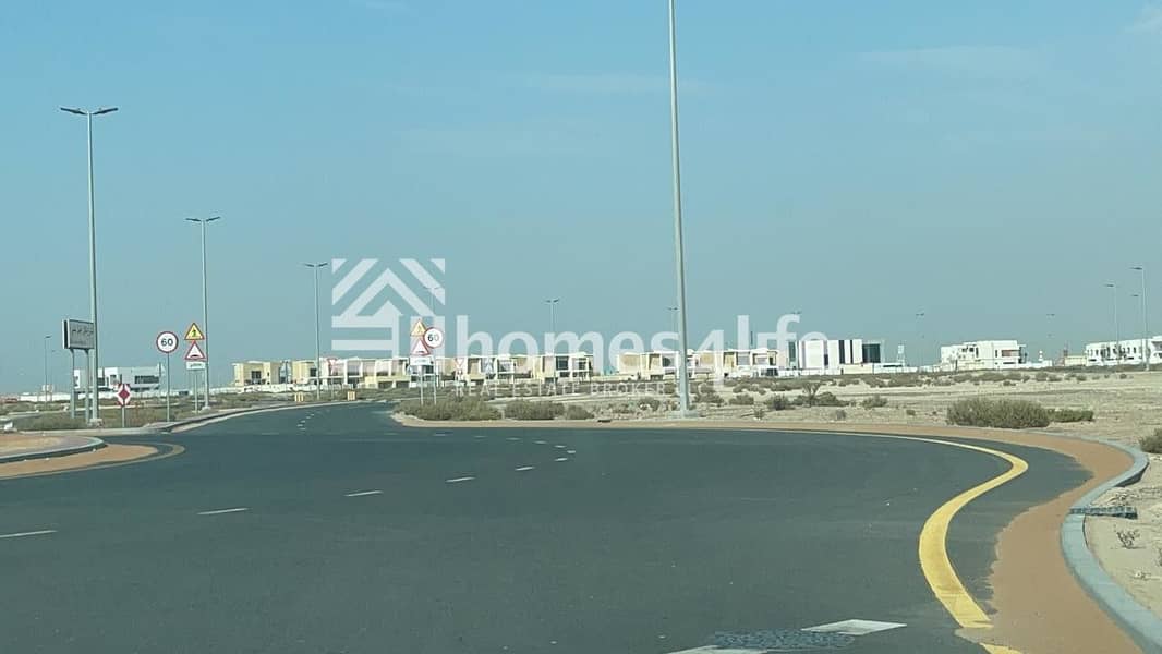 ارض سكنية في مجمع دبي الصناعي 1050000 درهم - 5302241