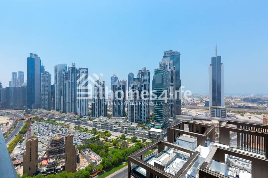 13 High Floor| Spacious l Vacant | Hugh Balcony