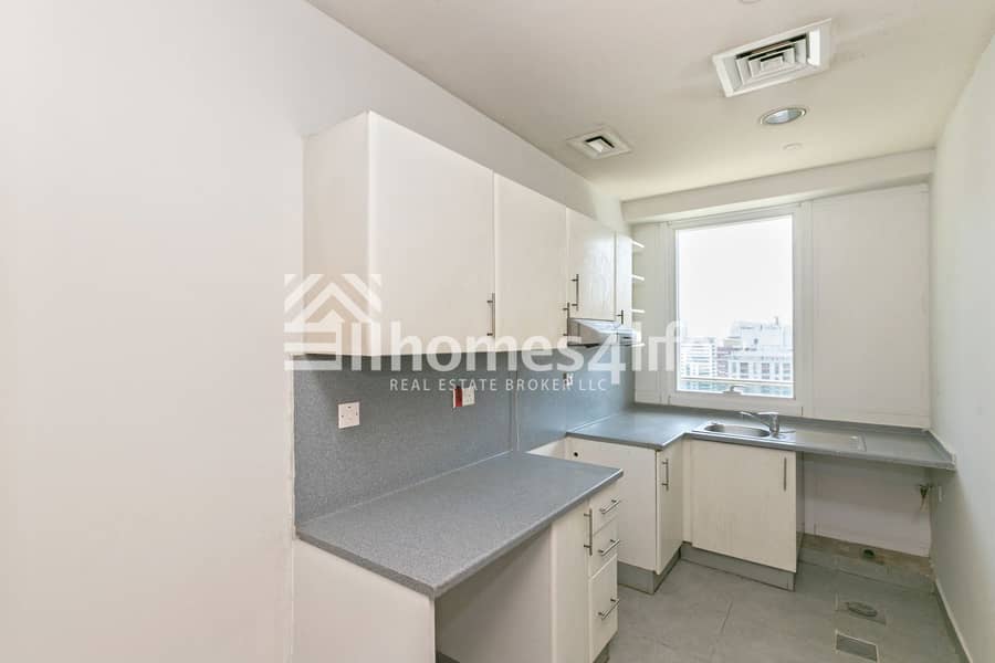 11 Beautiful 2BR Apartment with Huge Balcony