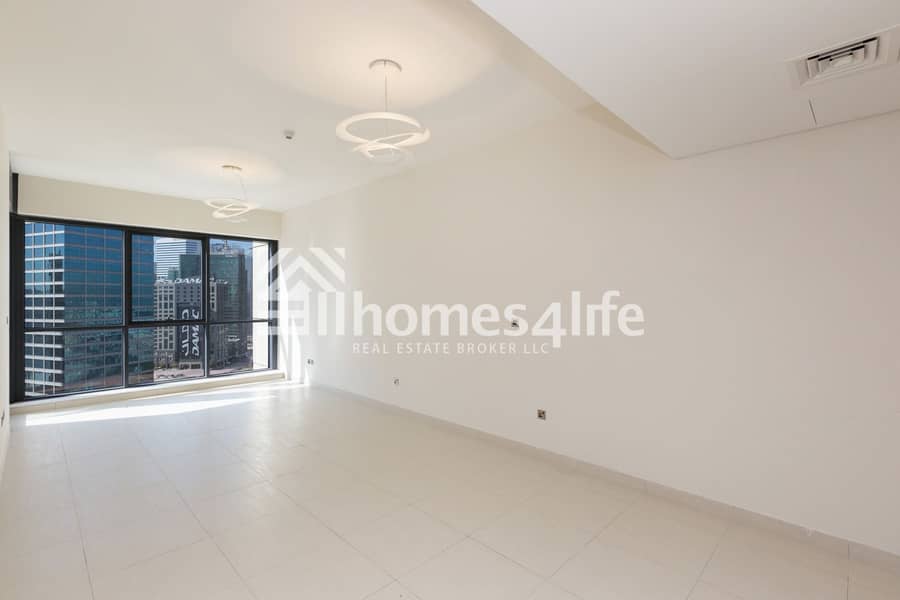 2 Genuine Listing | Spacious in Heart of City
