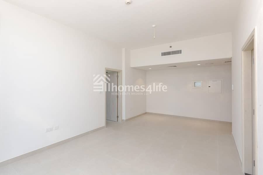 3 Large Space | with Balcony |  Amazing Spacious Apartment