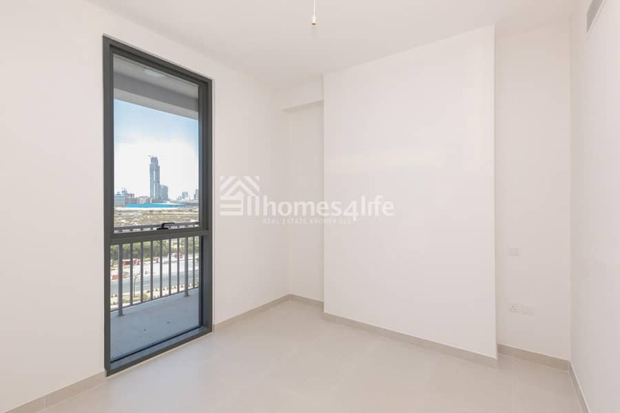7 Large Space | with Balcony |  Amazing Spacious Apartment