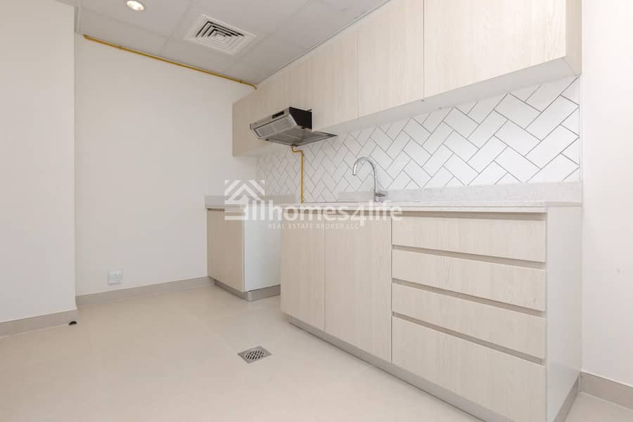 10 Large Space | with Balcony |  Amazing Spacious Apartment