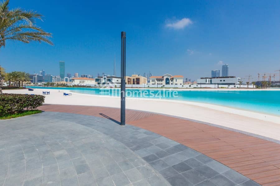 9 Premium villa plots on a crystal lagoon in the heart of Dubai