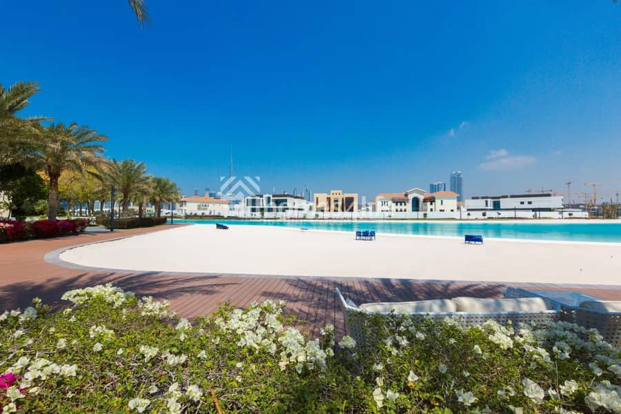 11 Premium villa plots on a crystal lagoon in the heart of Dubai