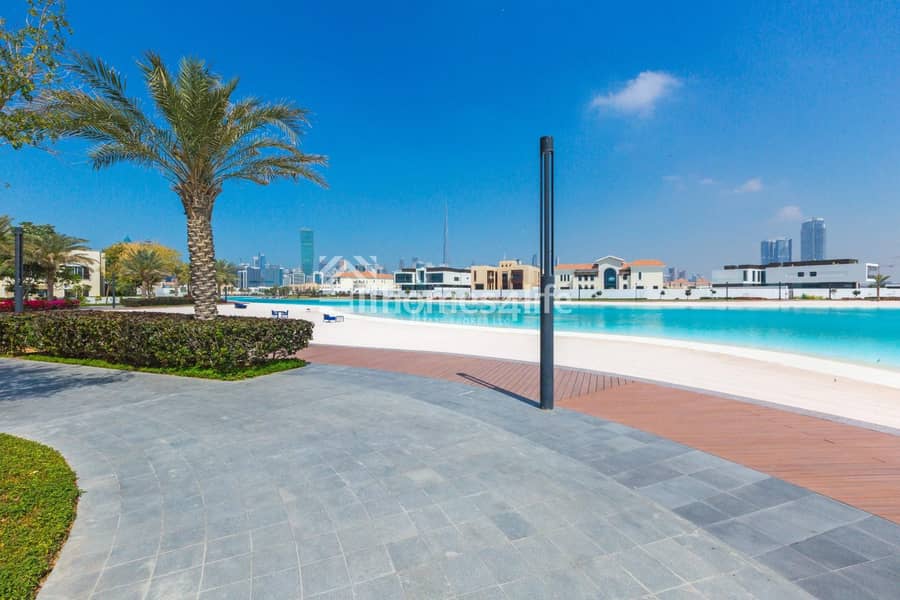 16 In the heart of Dubai - Waterfront with beach access and fully furnished