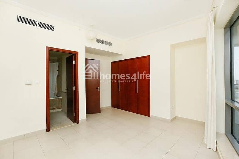 7 Spacious 1 Bedroom| High floor| Invest now