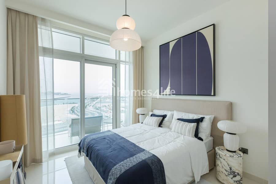 18 Waterfront Living | 2 Bed apt | Sea View