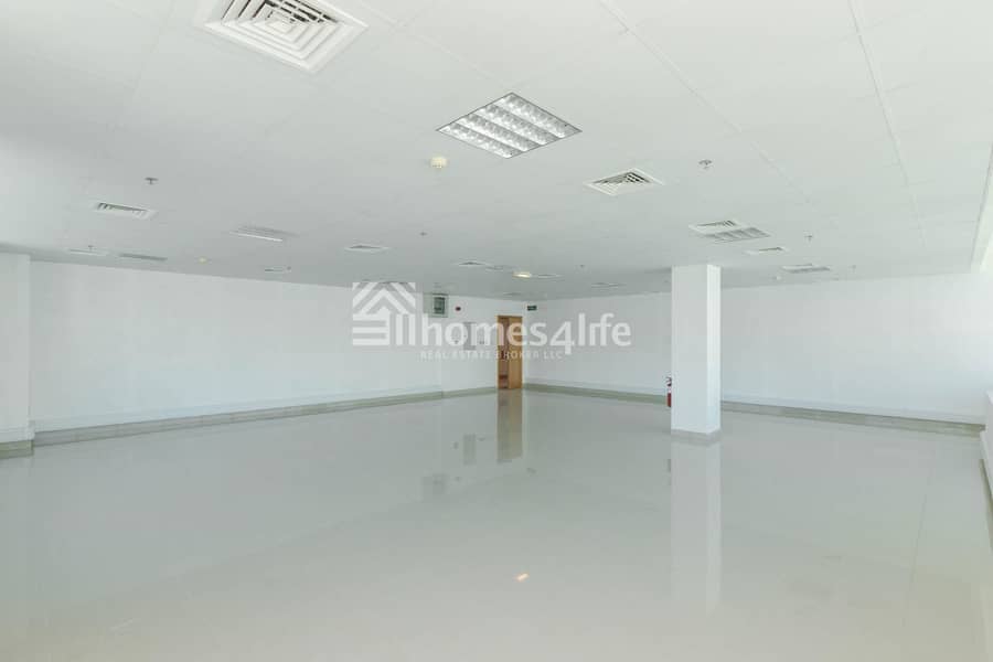 6 Panoramic Views | Full Floor | Fitted Office