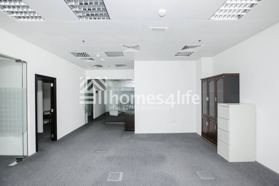 7 Elegant Fully Fitted Office I 4 Parking Spaces