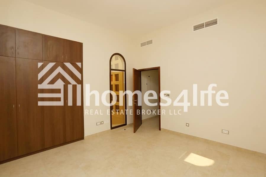 9 Immaculate Type B 4 Bedroom Villa in Naseem