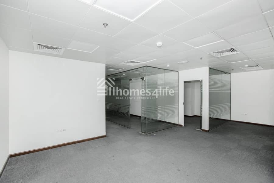 3 Elegant Fully Fitted Office I 4 Parking Spaces