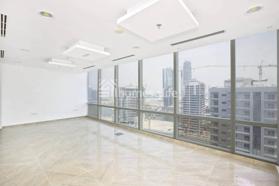 5 Corner Unit  |  Canal View  |  Exclusive