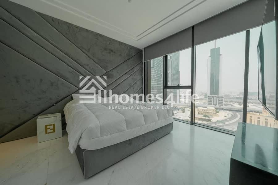7 Ready Fully Furnished Penthouse in Downtown