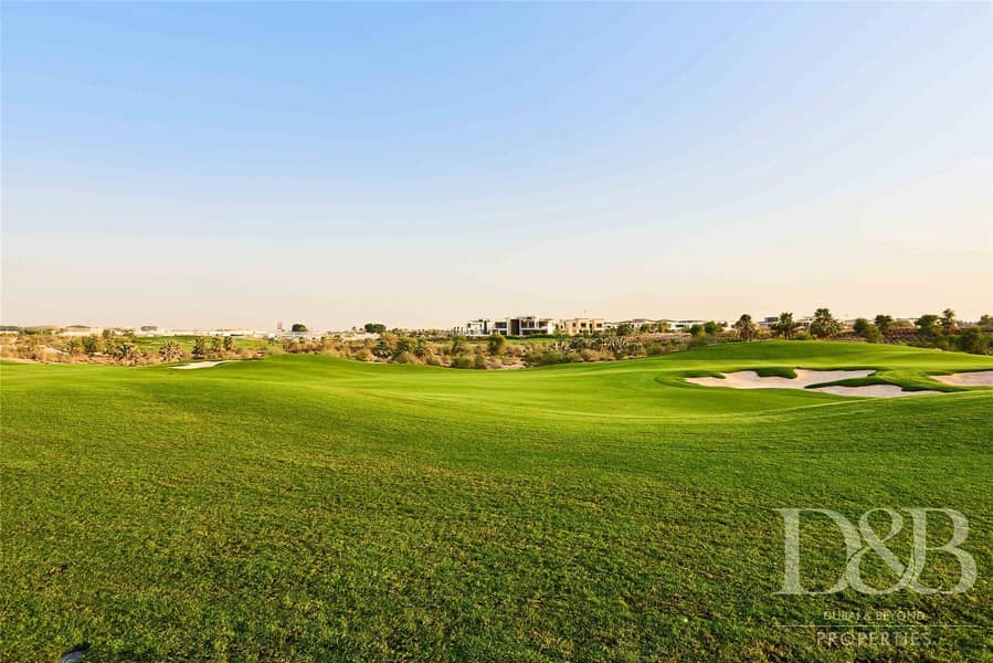 Stunning Golf Course and Skyline View | Huge Plot