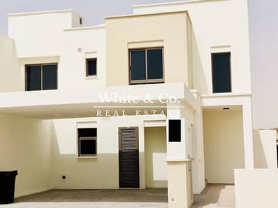 4 Bedroom Villa for Sale in Town Square, Dubai - Corner | Single row facing AlQudra roundabout