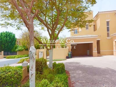 4 Bedroom Villa for Sale in Arabian Ranches, Dubai - Upgraded type A | Huge plot | Partial lake views