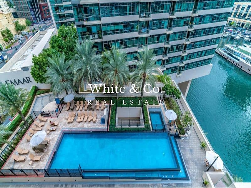 6 Luxury Upgrading - Large Terrace - Full Marina View