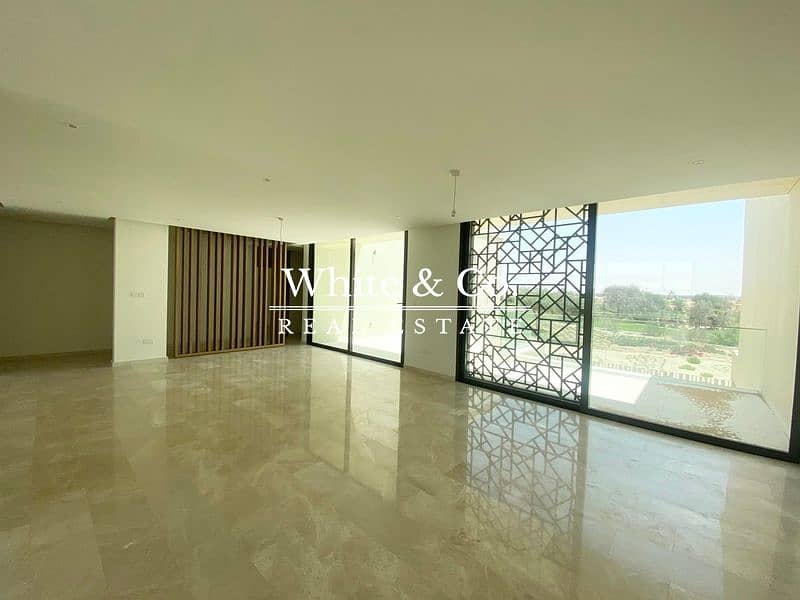 4 B3 7 Bed | Full Golf Course | Stunning Pool