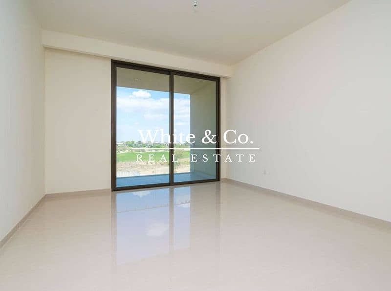 9 6 Bedroom| Golf Course View | Tenanted