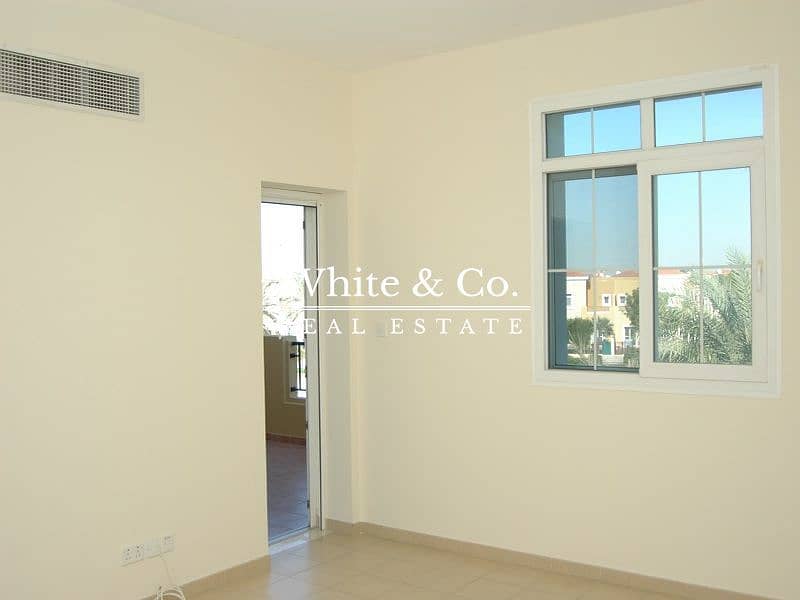 6 3E Al Reem - Opposite the Pool and Park