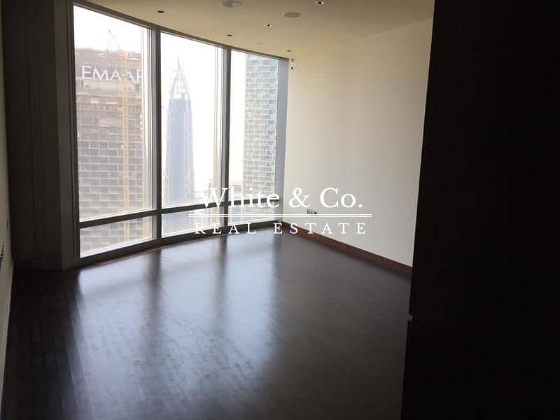 3 MID FLOOR | SPACIOUS LAYOUT | FOUNTAIN VIEW