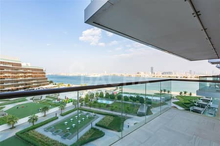 2 Bedroom Apartment for Sale in Palm Jumeirah, Dubai - VACANT / 2 BED + Maid / High Floor!