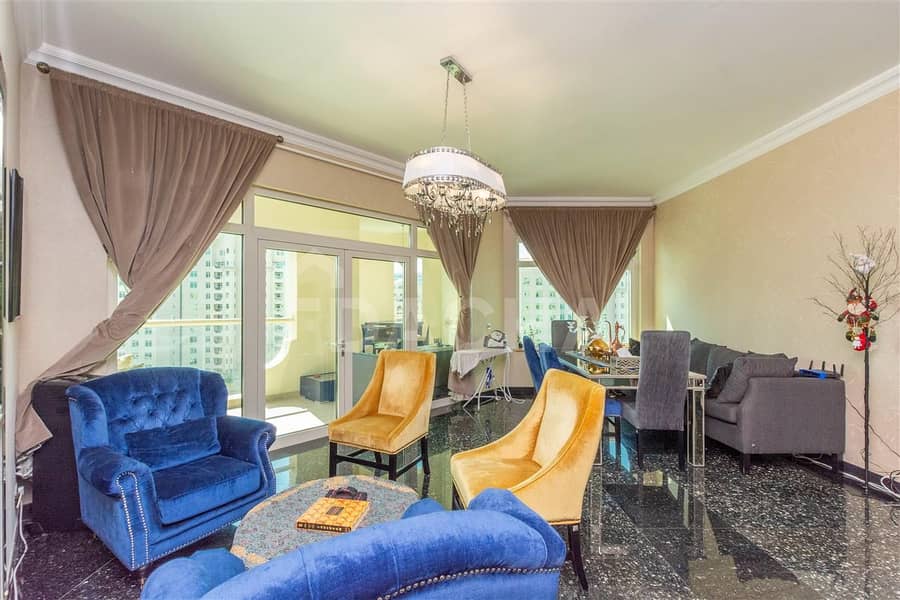 6 Exclusive: High Floor 3 BED / Beach Side / Vacant!