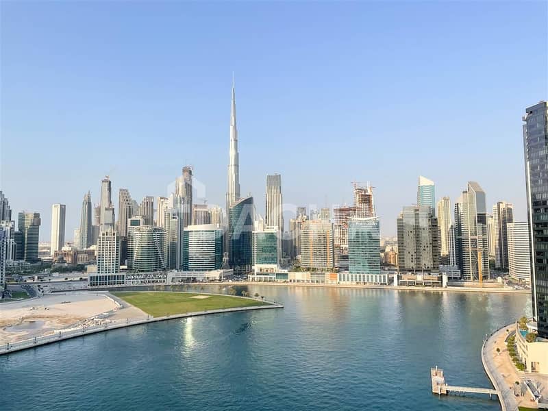 Stunning Burj Khalifa View / Two BR / Easy Access