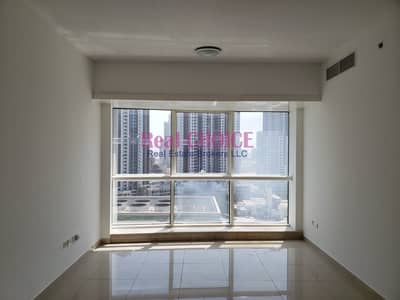 شقة 1 غرفة نوم للايجار في الخليج التجاري، دبي - شقة في برج فالكون الخليج التجاري 1 غرف 65000 درهم - 5406022