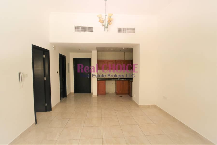 6 Available Now | Ground Floor Area | 1 BR Apartment