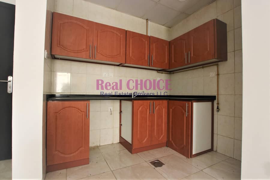 9 Available Now | Ground Floor Area | 1 BR Apartment