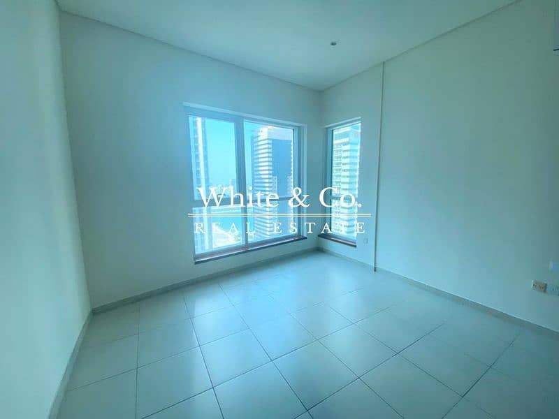 16 HIGH FLOOR | CHILLER FREE | UNFURNISHED