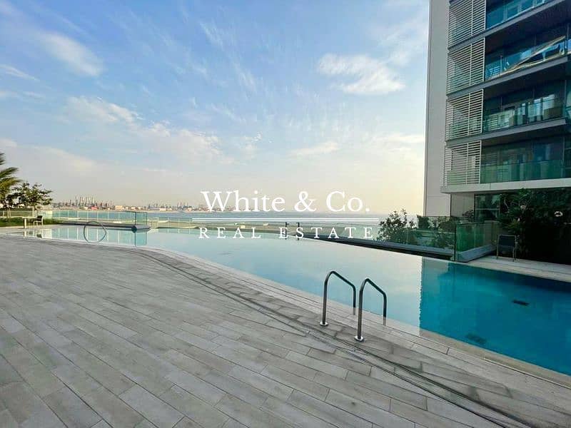 11 BEST PRICE | UPGRADED 3BED+M | FULL SEA VIEWS