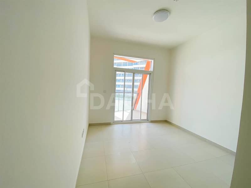 5 Brand New / Large Apartment / Available to View Now