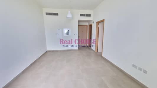 1 Bedroom Flat for Rent in Al Garhoud, Dubai - Closed Kitchen | Brand New | Modern Finishing | 12 Cheques