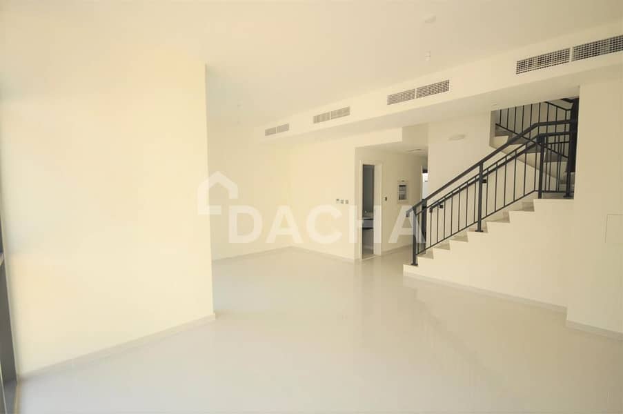 4 Brand New / Large Terrace / Spacious