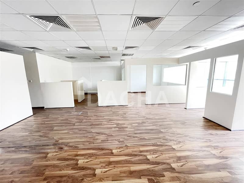 2 Fully Fitted / Upgraded Floors / Bright Office