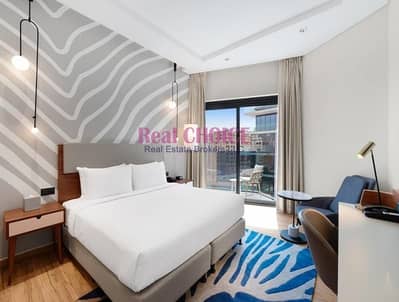 Hotel Apartment for Rent in Palm Jumeirah, Dubai - Affordable Unique Beachfront living | Fully Serviced