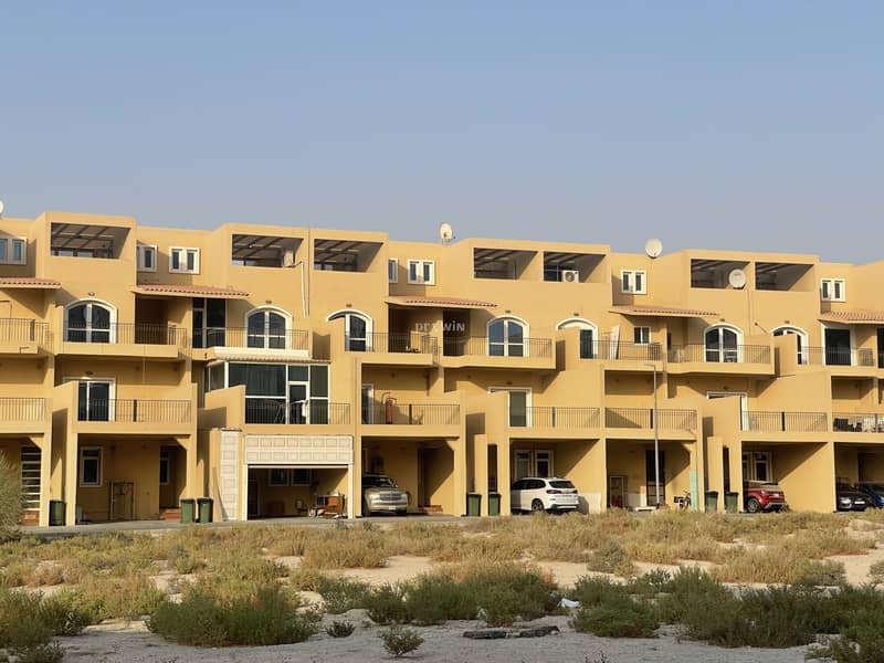 AFFORDABLE TOWNHOUSE NEAR CIRCLE MALL | WELL MAINTAINED AFFORDABLE TOWNHOUSE NEAR CIRCLE MALL | WELL MAINTAINED