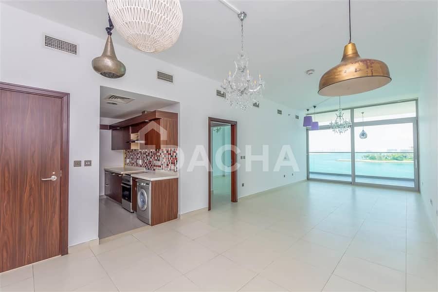 6 Sea View / Modern / Tenanted / Great Deal!