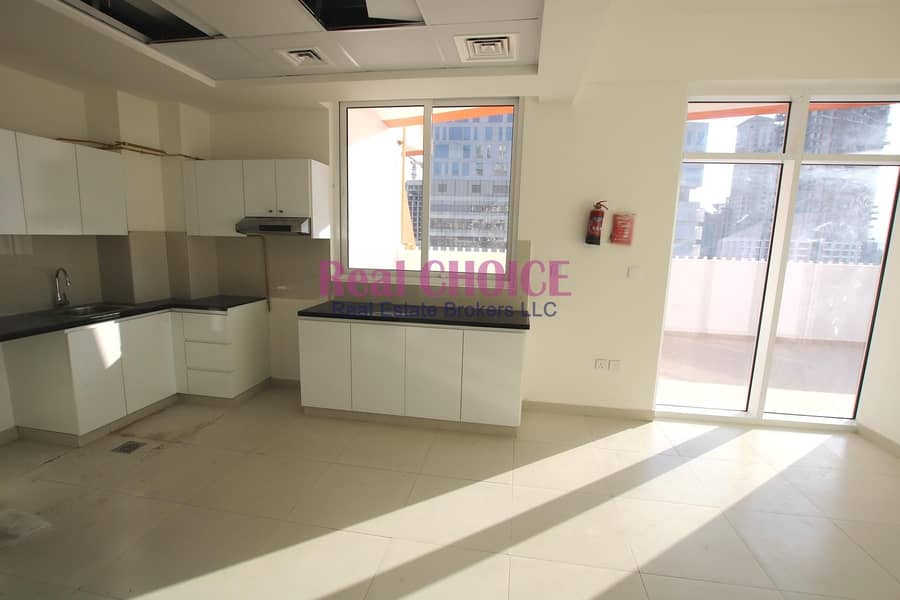 Huge Terrace|Brand New|Vacant|Prime Location