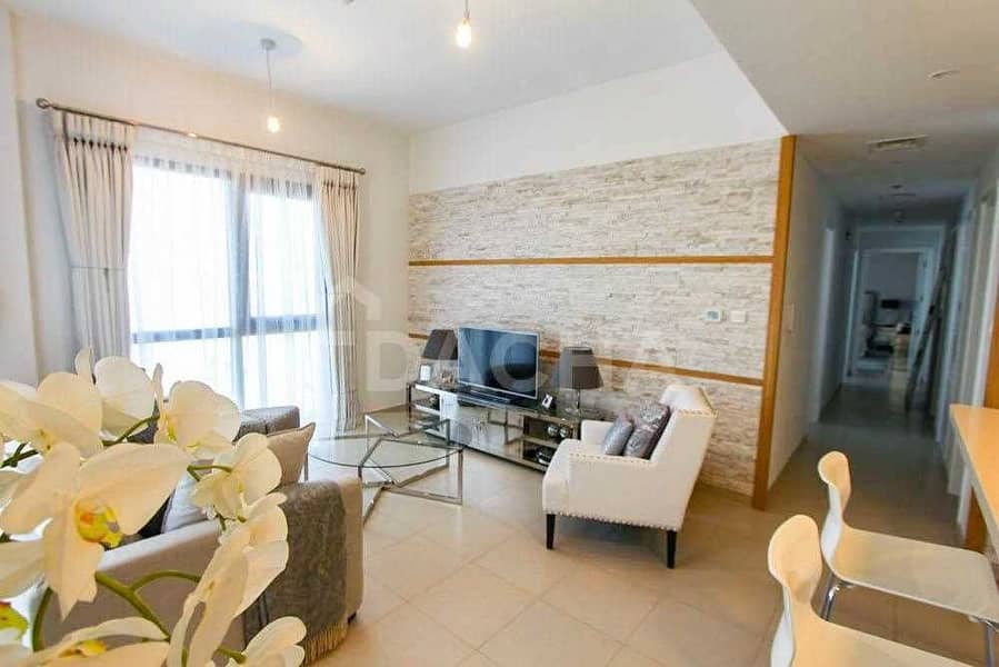 3 Beautifully furnished upgraded family home