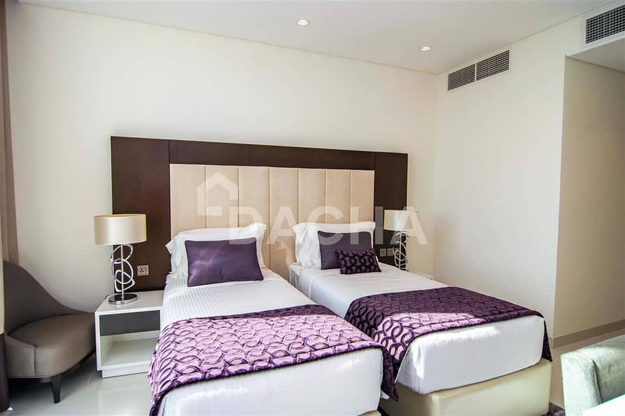 17 Exclusive Fully Furnished 3 BED +M / Best View