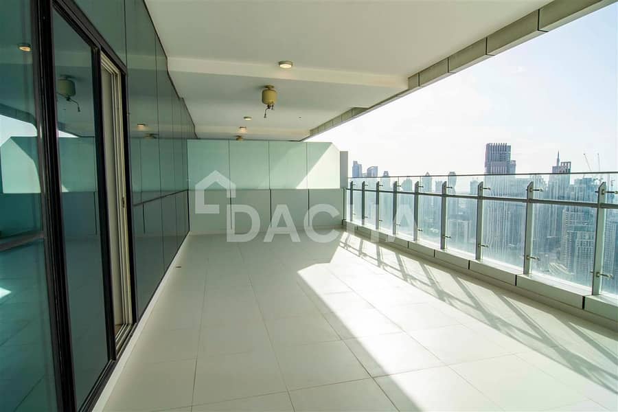 16 Exclusive Fully Furnished 3 BED Best View