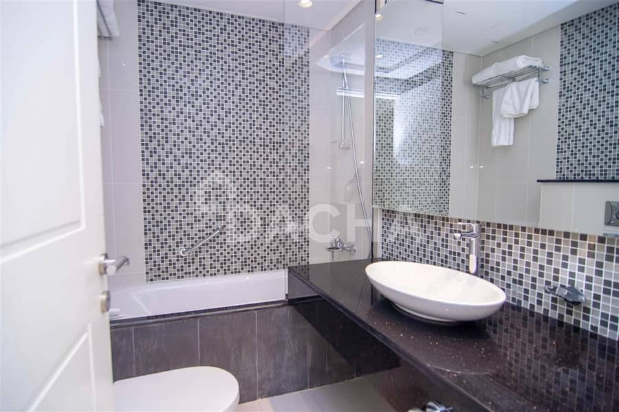 26 Exclusive Fully Furnished 3 BED Best View