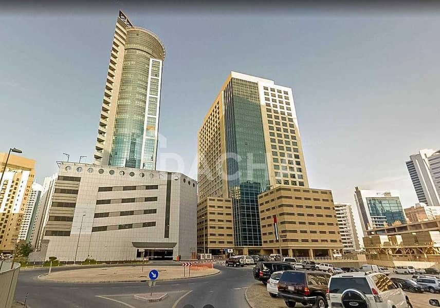 10 Middle Floors / Spacious / Vacant & Ready / 13 Months