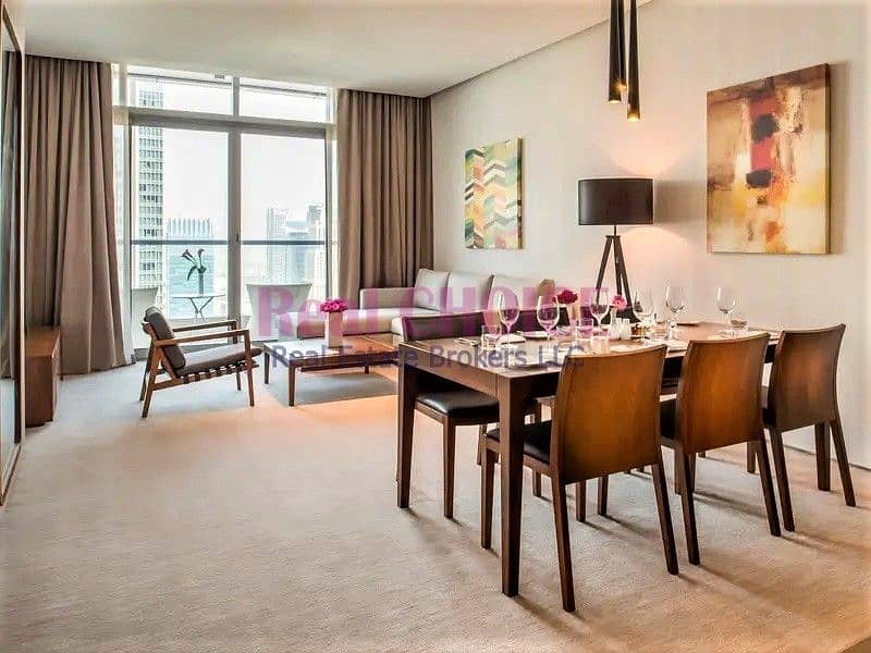 Stunning Views of Marina |  3BR + M Hotel Apartment