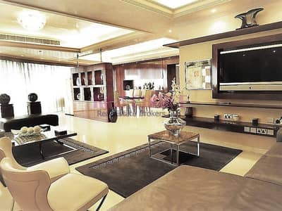 2 Bedroom Penthouse for Sale in Dubai Marina, Dubai - High Class Vacant 2BR Plus Maids Room PH