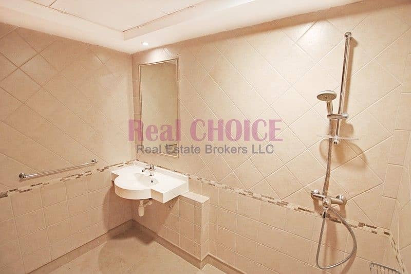 8 10 Percent Discount |No Commission|12 Cheques|1BR